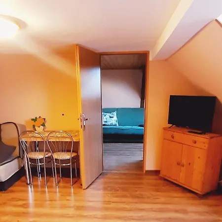 ,,pod Skałkami 